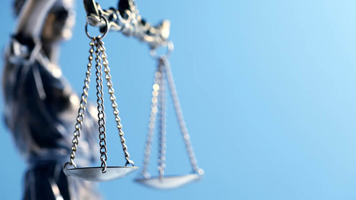 representación de la justicia como mujer