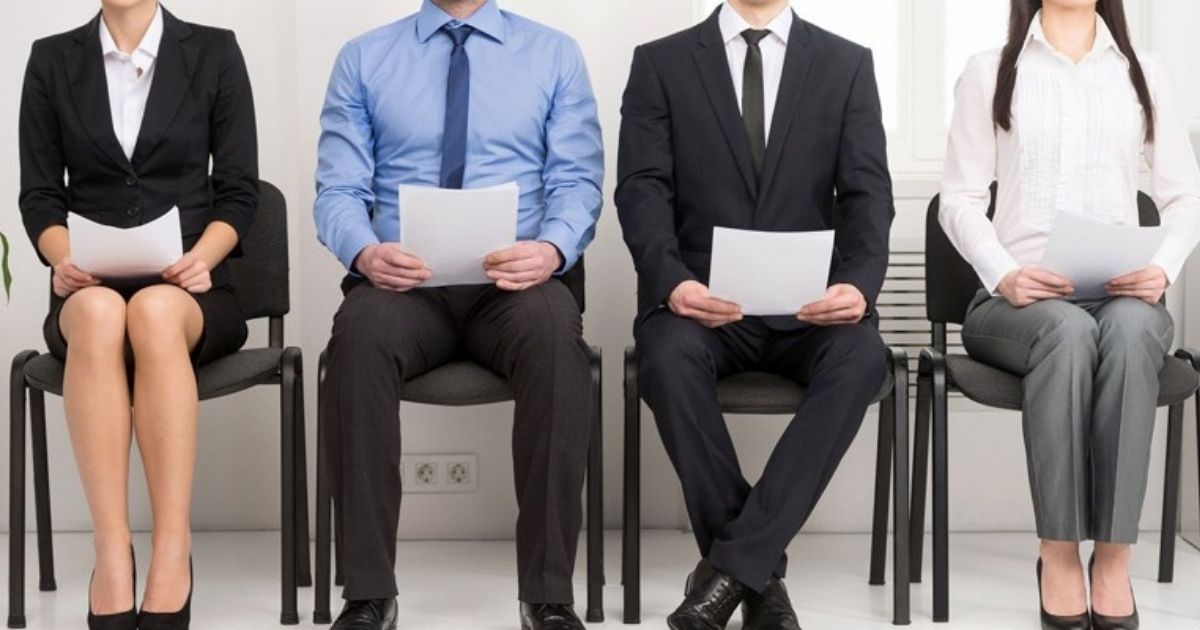 cómo vestir para una entrevista de trabajo