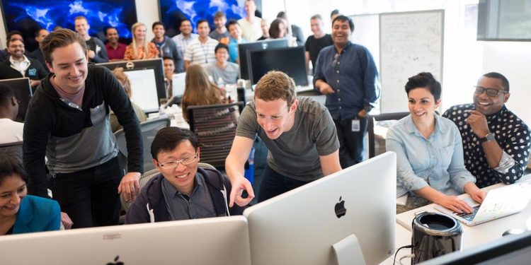 Trabajar en Facebook: Requisitos y ofertas