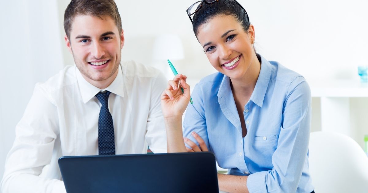 Trabajar como administrador Requisitos y Sueldo ImpulsaT