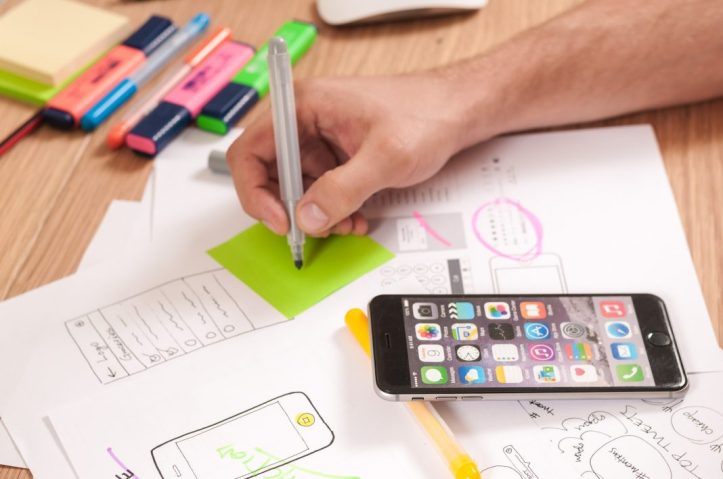 ¿Qué carrera o curso se estudia para desarrollar aplicaciones?