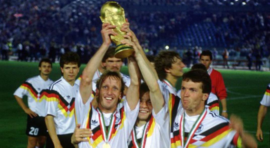 Selecciones de fútbol con más mundiales ganados