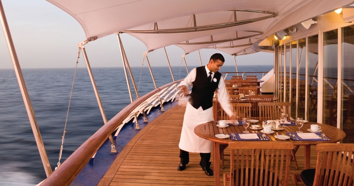 Ventajas y Desventajas de trabajar en cruceros