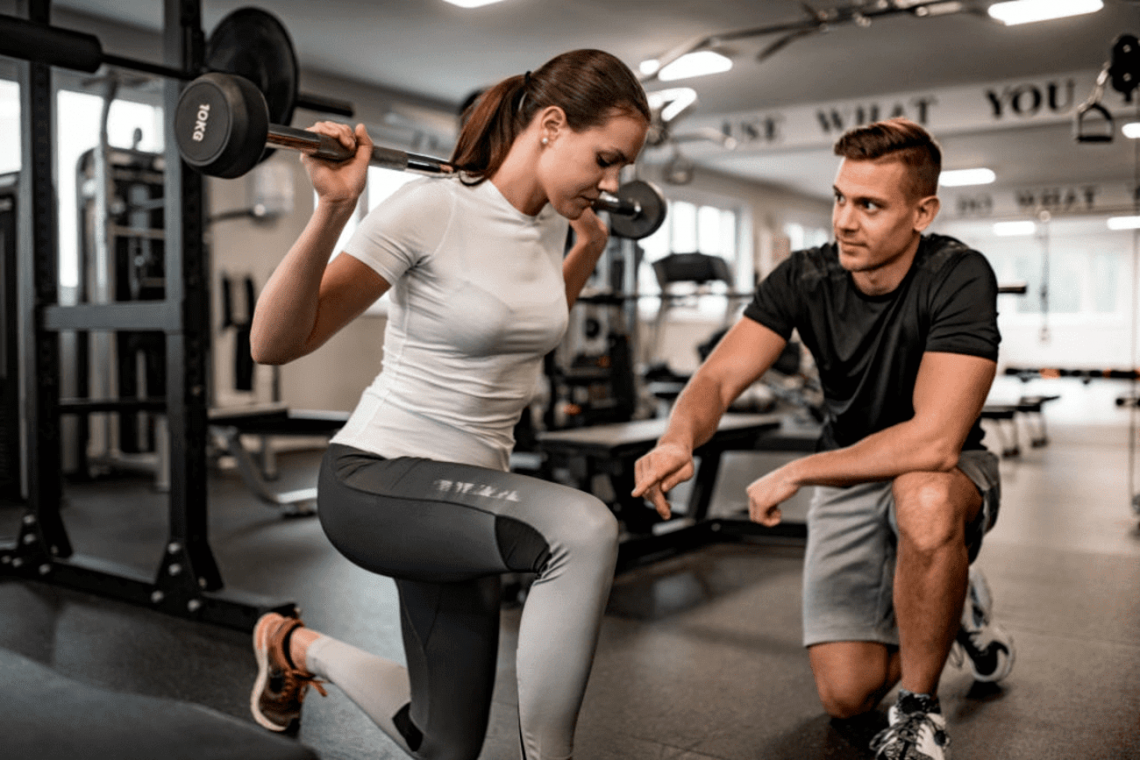 Gimnasio Con Entrenador Personal Cerca De Mi ¿CĂłmo trabajar en un gimnasio? Requisitos y sueldo - ImpulsaT