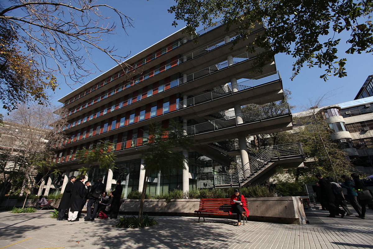 Pontificia Universidad Católica de Chile