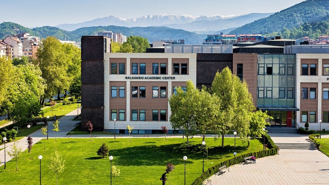 Universidad Americana de Bulgaria