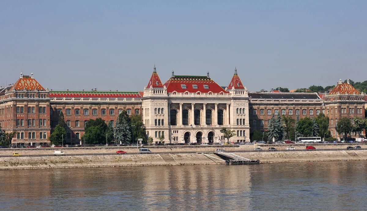 Universidad de Tecnología y Economía de Budapest