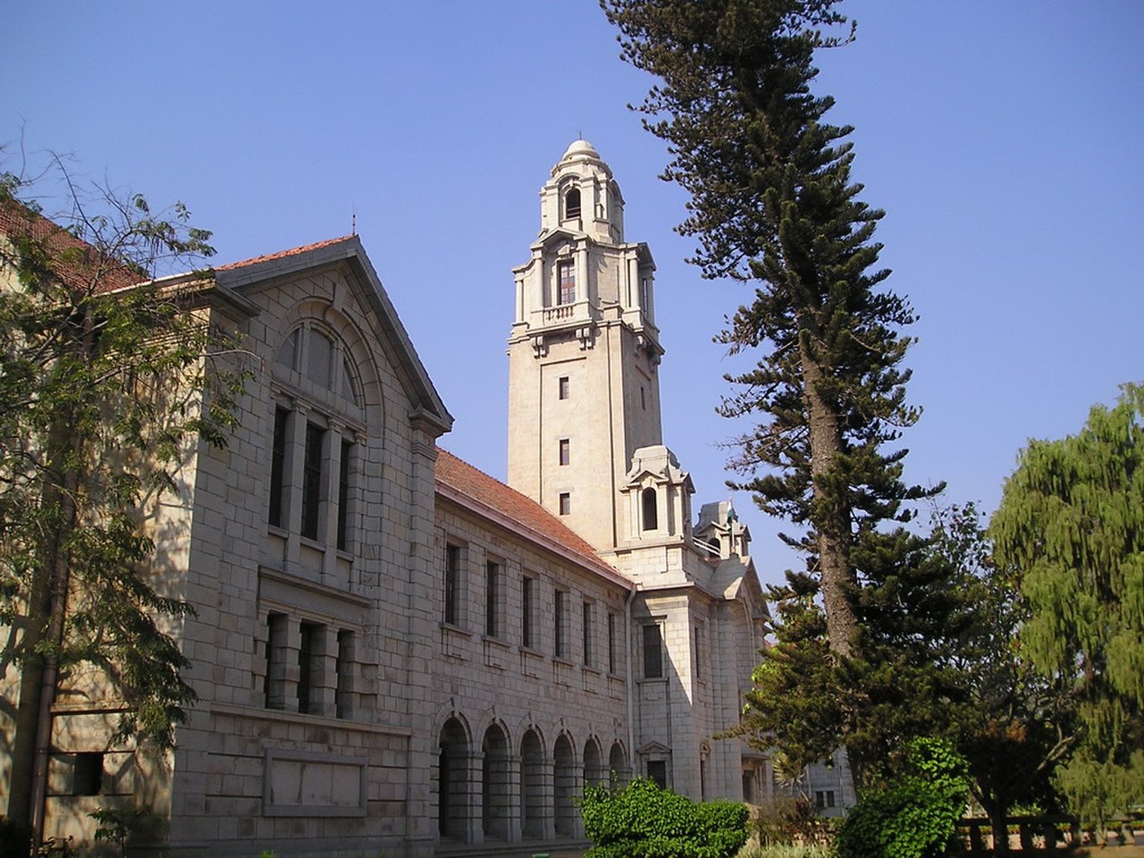 Instituto Indio de Ciencias (IISc)