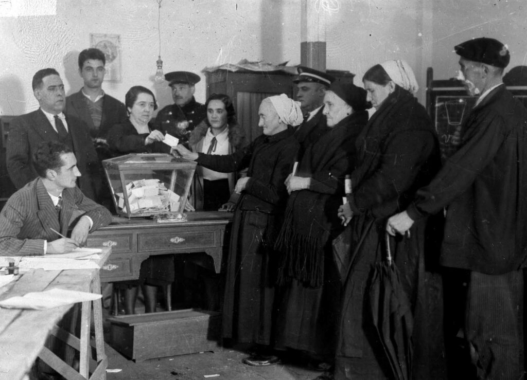 La crisis del Sistema de la Restauración y la caída de la Monarquía (1902-1931) - Bloque 9 EBAU [year]
